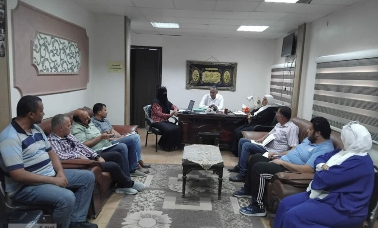 وكيل وزارة الشباب والرياضة شمال سيناء يعقد إجتماعاً مع مديري الإدارات المركزية