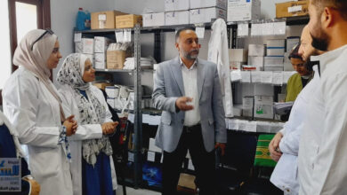 وكيل وزارة الصحة شمال سيناء يفاجئ ويحيل المتغيبين بمركز الرعاية الأولية للتحقيق