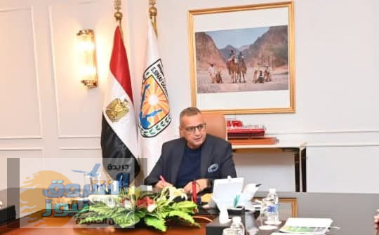 محافظ جنوب سيناء يلتقي رئيس الشركة العالمية المنفذة لمشروع انتاج الطاقة الضخم و الهيدروجين الأخضر لمتابعة مستجدات تنفيذ المشروع

