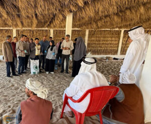 وكيل وزارة الزراعة شمال سيناء   يلتقي بعدداً من المزارعين خلال زيارته لقرية الروضة ببئر العبد