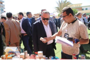 محافظ أسيوط يشارك في معرض الوادي الجديد