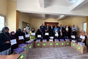 مديرية الزراعة بشمال سيناء توزع ماكينات تفريخ وبيض مخصب للأسر