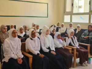  صحة الفتاة والوعي السكاني: ندوة توعوية لطالبات العريش