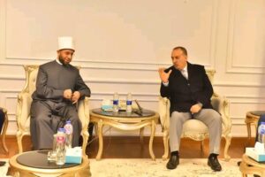 محافظ أسيوط يستقبل وزير الأوقاف خلال زيارته للمحافظة