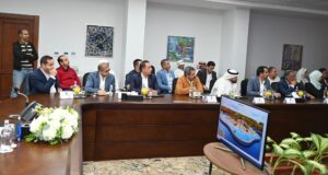 يترأس جلسة حوار مجتمعي لمناقشة مشروع مارينا ومرسى