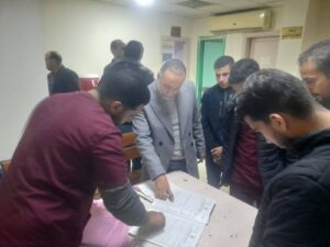 وكيل صحة شمال سيناء يجري جولة تفقدية مفاجئة بمستشفى العريش العام
