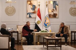 محافظ جنوب سيناء يستقبل رئيس الاتحاد العام لجمعيات المستثمرين