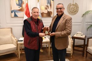 محافظ جنوب سيناء يستقبل رئيس الاتحاد العام لجمعيات المستثمرين