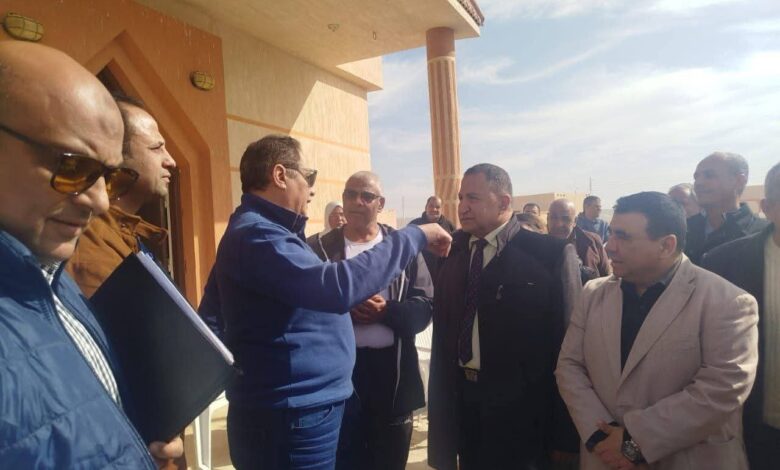 لقاء مباشر: نائب محافظ شمال سيناء يستمع لمشاكل أهالي مدينة نخل ويوجه بحلها فوراً