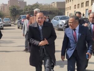 رئيس القابضة للصناعات الغذائية يتفقد مطحني الصفا والمروة بمطاحن شمال القاهرة
