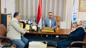 وكيل وزارة الصحة بشمال سيناء يترأس اجتماعاً موسعاً لتطوير المنظومة العلاجية وتحسين الخدمات الطبية
