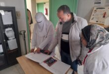 وكيل وزارة الصحة شمال سيناء يحيل مسؤلي الحضور والانصراف والمتغيبين بالكرامة وام عقبة للتحقيق