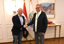 محافظ جنوب سيناء يبحث التنسيق لإقامة سباق «آيرون مان» الدولي بشرم الشيخ خلال العام الجاري