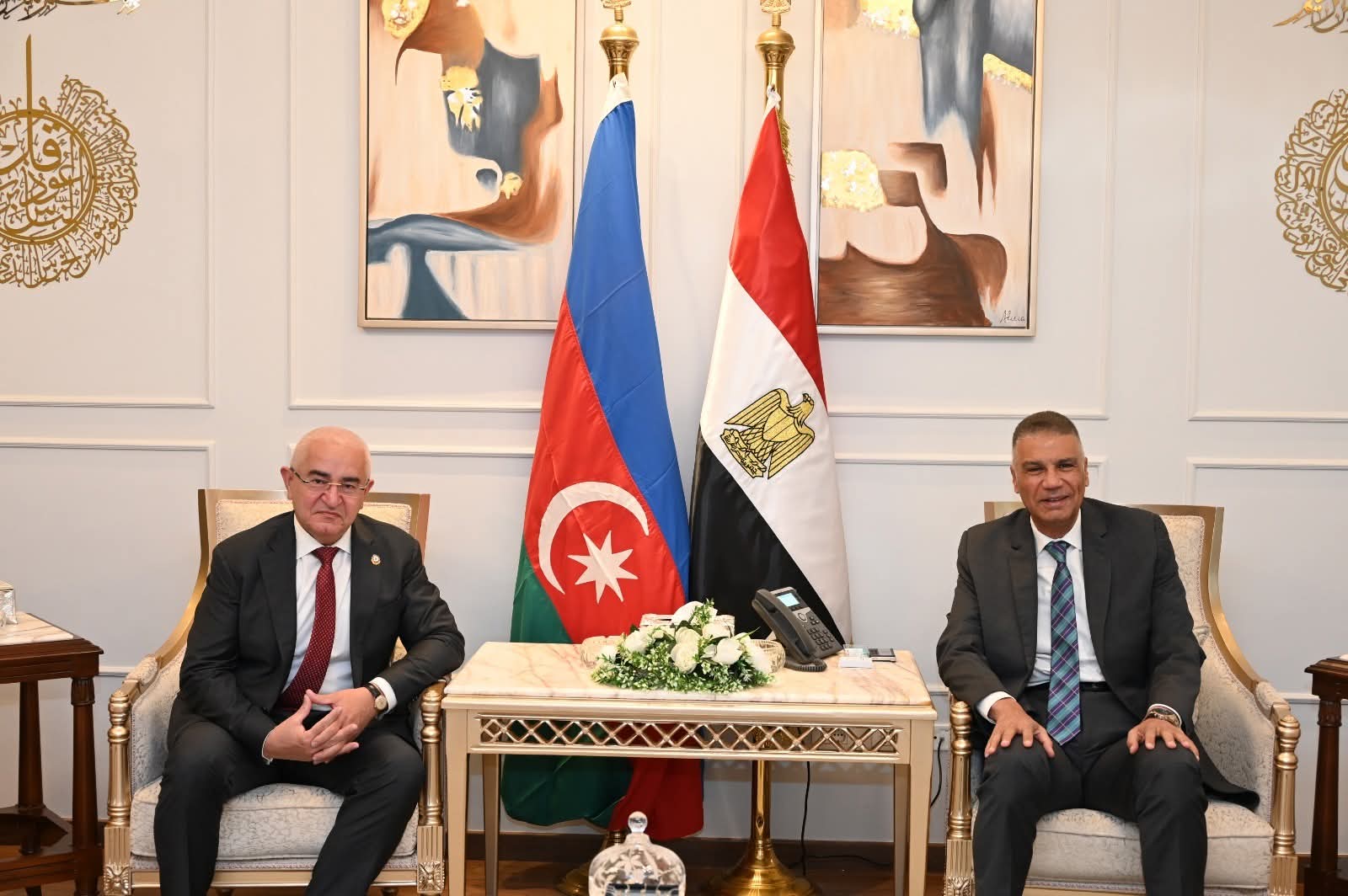 محافظ جنوب سيناء يستقبل سفير أذربيجان ويؤكد تعزيز الشراكة السياحية
